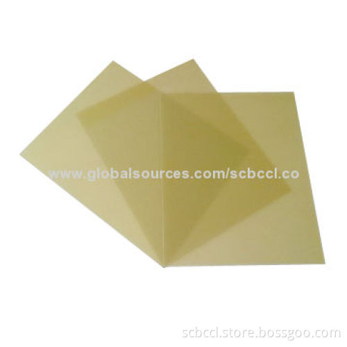 Halogen-free reubforcing plate used for soft plate